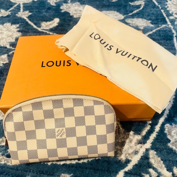 AUTHENTIC ~ Louis Vuitton Cosmetic Pouch in Damier Azur Canvas - Picture 10 of 12